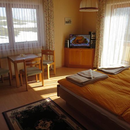 Landhaus Dickhardt Apartamento Schladming Quarto foto