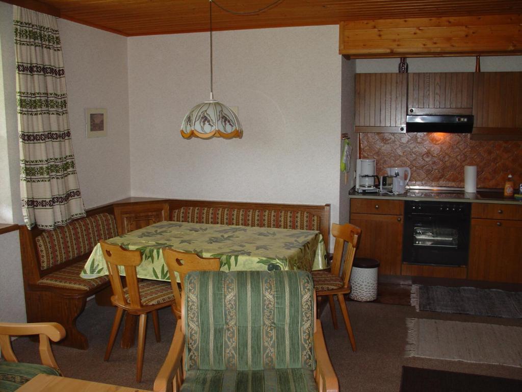 Landhaus Dickhardt Apartamento Schladming Quarto foto